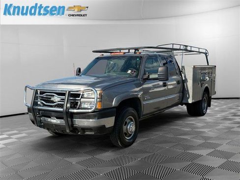 Used 2007 Chevrolet Silverado 3500 LT w/ Heavy-Duty Power Package image 15
