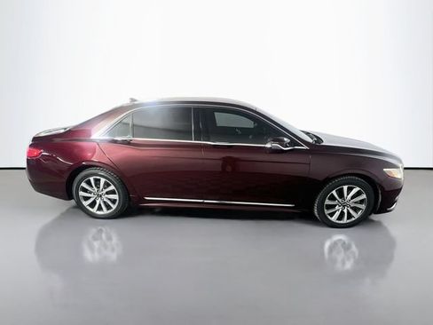 Used 2018 Lincoln Continental Premiere FWD image 9