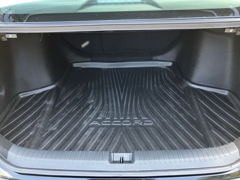 Certified 2025 Honda Accord SE image 33
