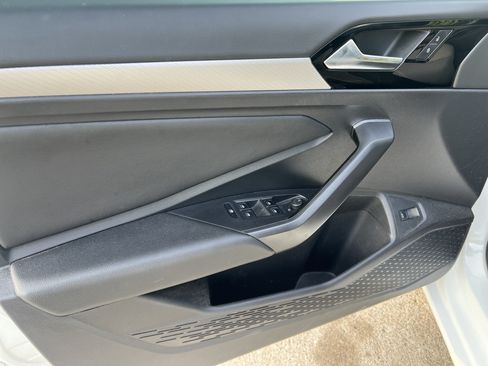 Used 2019 Volkswagen Jetta R-Line FWD image 12
