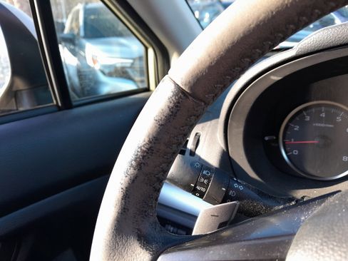 Used 2013 Subaru Crosstrek 2.0i Limited image 17