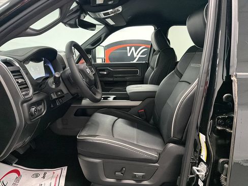 New 2026 RAM 2500 Laramie AWD/4WD image 8