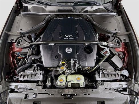 Used 2025 Nissan Z Sport w/ Floor Mat Package image 25