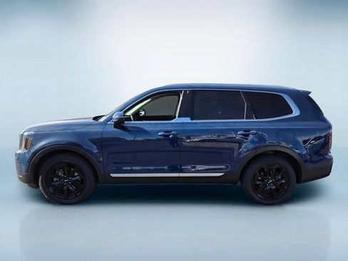 Used 2024 Kia Telluride EX w/ EX Captain's Chair Package AWD/4WD image 7