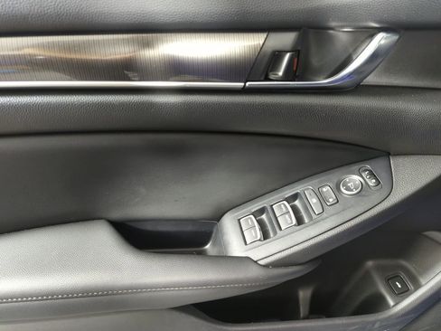 Certified 2022 Honda Accord Sport image 10