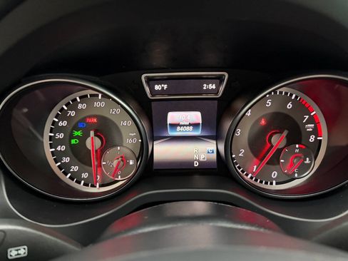 Used 2017 Mercedes-Benz GLA 250 4MATIC image 25