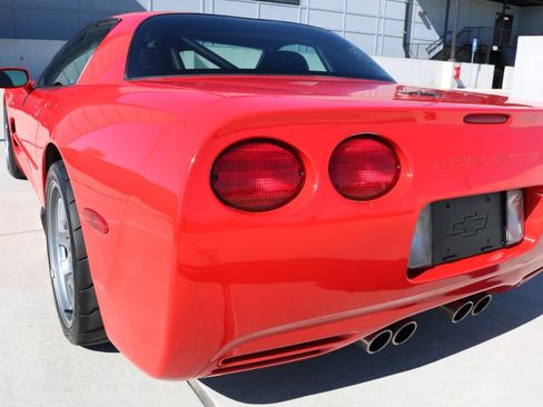Used 2001 Chevrolet Corvette Z06 w/ Memory Pkg image 20