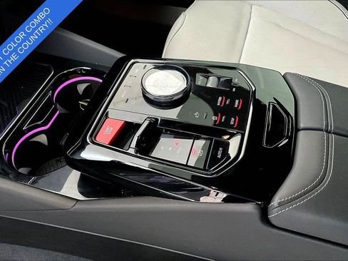 Used 2025 BMW M5 Touring AWD/4WD image 18