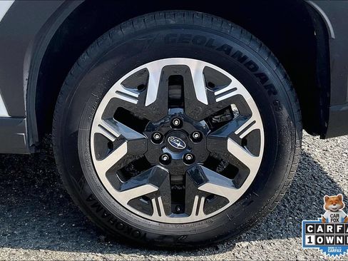 Certified 2025 Subaru Forester Premium w/ Convenience Package #1 AWD/4WD image 10