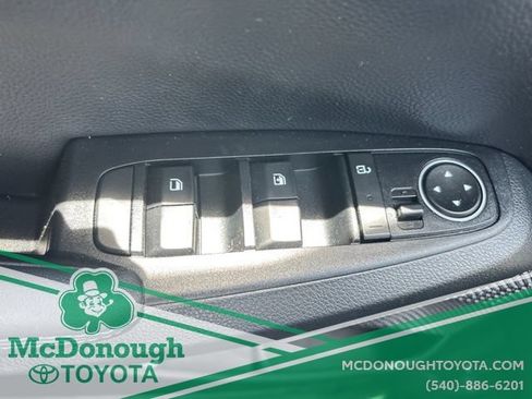 Used 2023 Kia Seltos S w/ Navigation Package AWD/4WD image 15