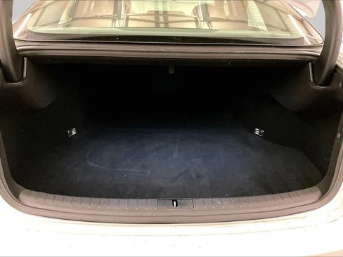 Used 2018 Genesis G80 3.8 AWD/4WD image 33