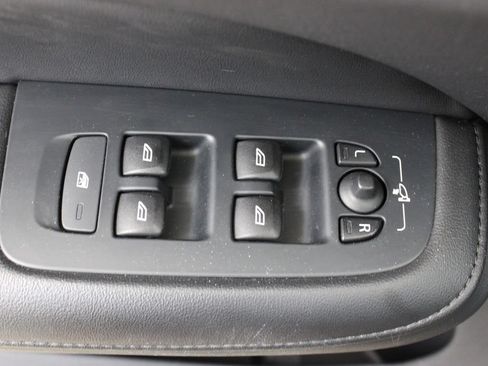 Certified 2024 Volvo S60 B5 Core FWD image 19