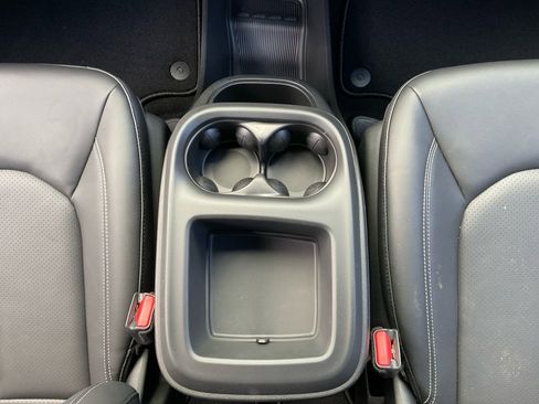 New 2026 Chrysler Pacifica Select w/ S Appearance Package image 11