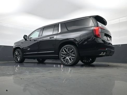 Certified 2026 GMC Yukon XL Denali Ultimate AWD/4WD image 28