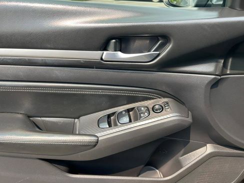 Used 2019 Nissan Altima 2.5 SV image 8