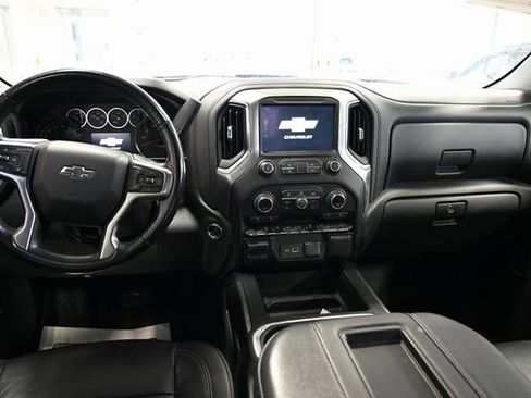 Used 2020 Chevrolet Silverado 1500 LT Trail Boss w/ Midnight Edition image 14