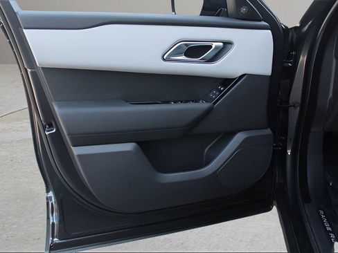 New 2026 Land Rover Range Rover Velar S AWD/4WD image 10