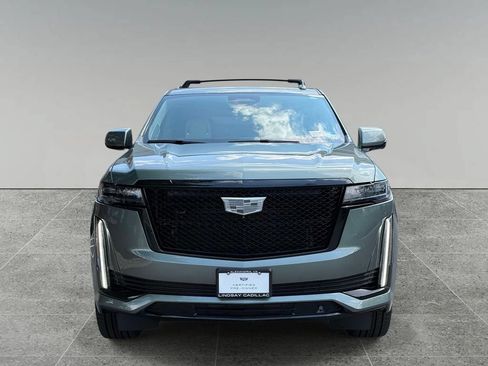 Used 2024 Cadillac Escalade ESV Sport Platinum w/ LPO, ONYX Package AWD/4WD image 8
