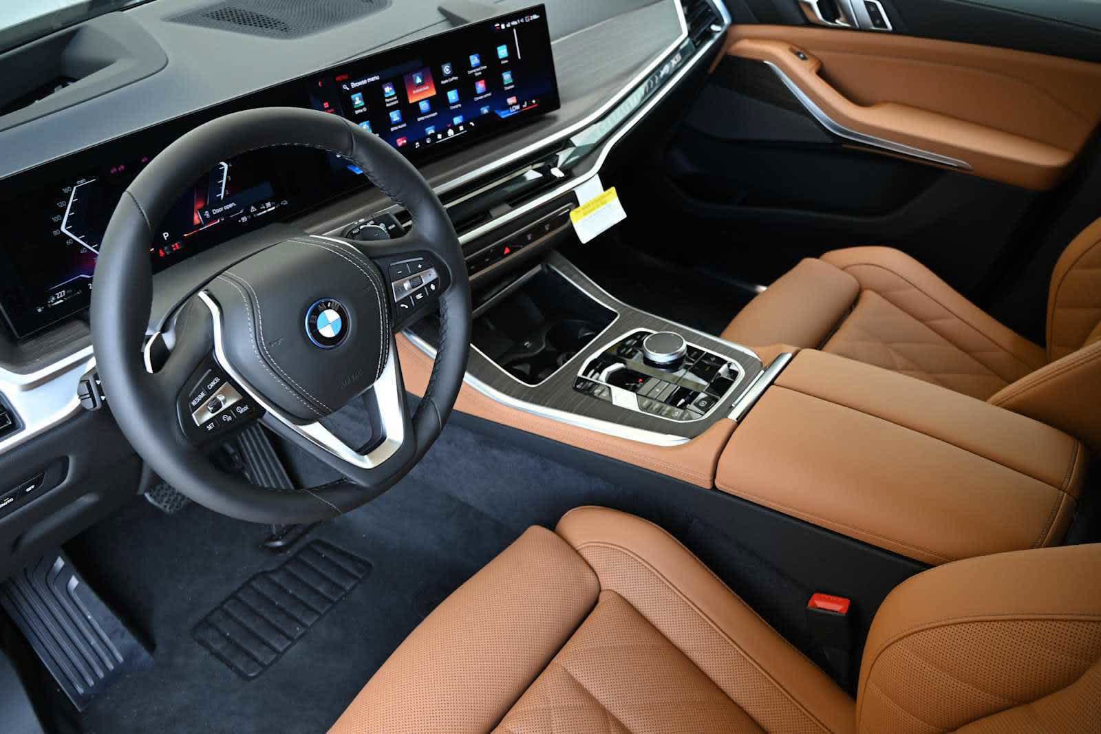 Used 2026 BMW X5 xDrive50e AWD/4WD image 9