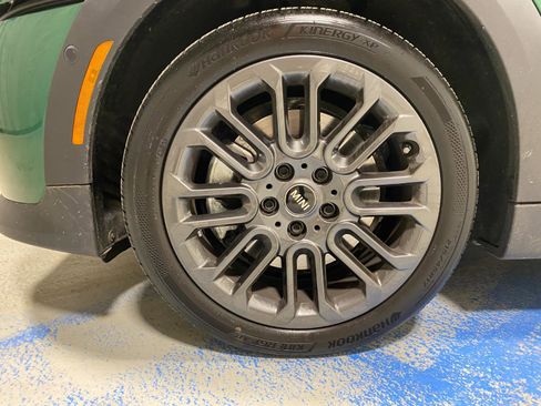 Certified 2025 MINI Cooper S image 23