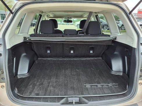 Used 2016 Subaru Forester 2.5i Premium w/ Popular Package #1 AWD/4WD image 9