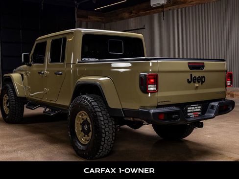 Used 2025 Jeep Gladiator Sport AWD/4WD image 6