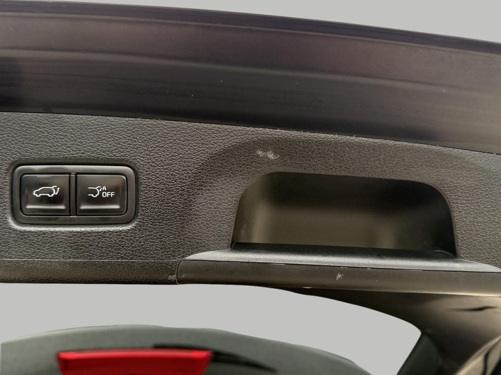 Used 2025 Kia Telluride S AWD/4WD image 19