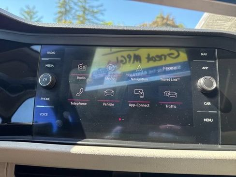 Used 2019 Volkswagen Jetta SEL Premium FWD image 27