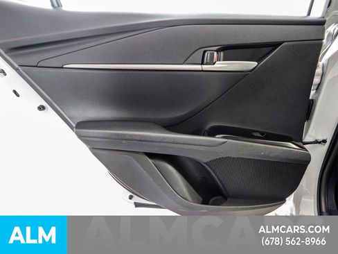 Used 2025 Toyota Camry SE image 48