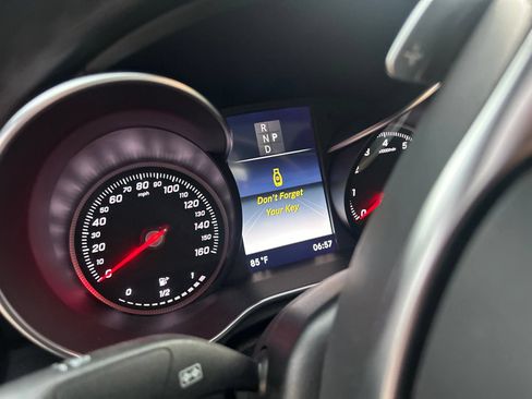 Used 2018 Mercedes-Benz C 300 Coupe image 4