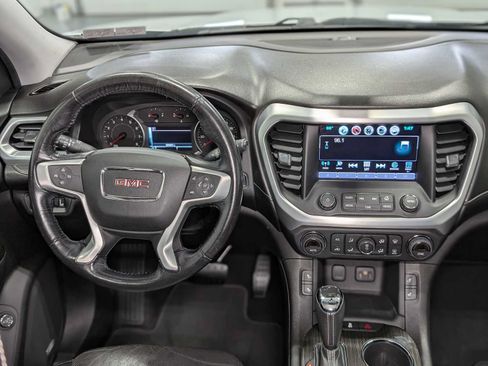 Used 2017 GMC Acadia SLT AWD/4WD image 5