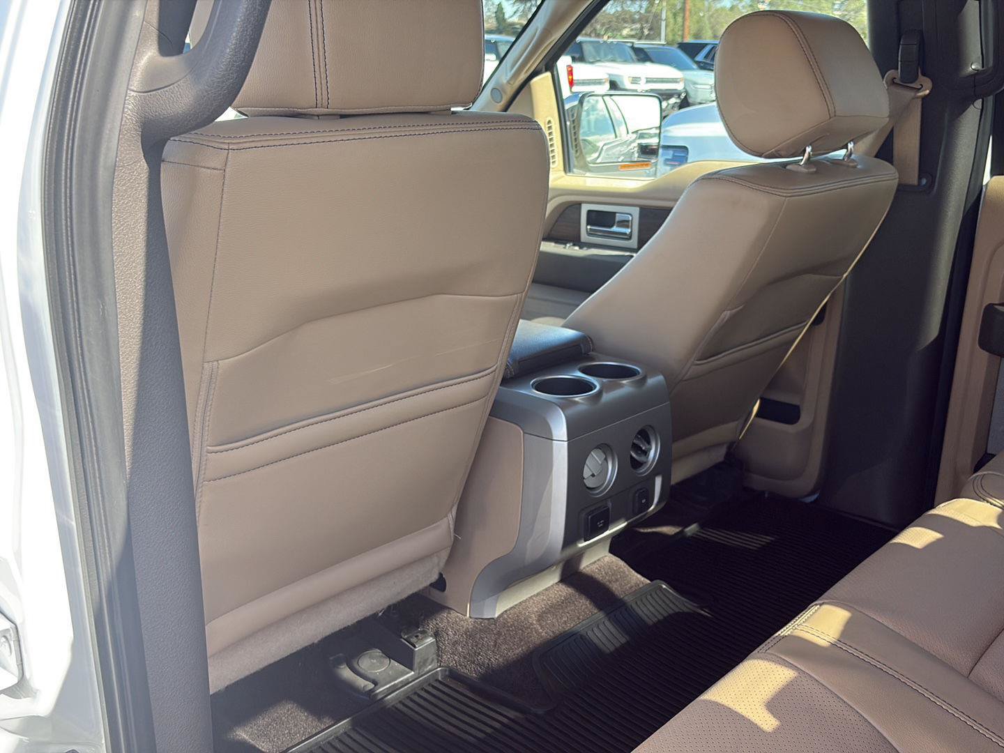Used 2014 Ford F150 Lariat w/ Equipment Group 502A Luxury AWD/4WD image 29