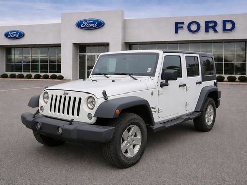 Used 2017 Jeep Wrangler Unlimited Sport w/ Quick Order Package 24S AWD/4WD image 1