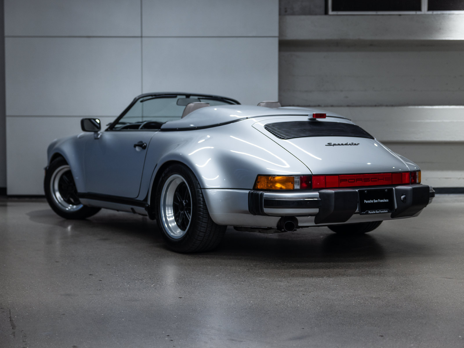 Used 1989 Porsche 911 Speedster RWD image 3