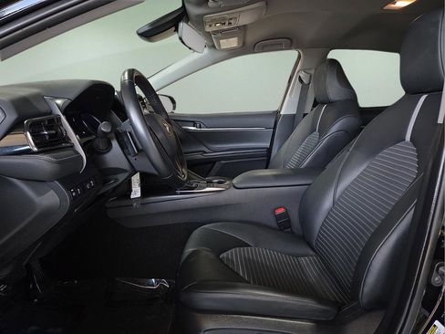 Certified 2023 Toyota Camry SE image 20