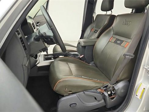 Used 2011 Jeep Liberty 70th Anniversary image 17