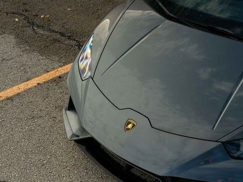 Used 2024 Lamborghini Huracan EVO image 33