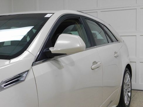 Used 2010 Cadillac CTS Performance image 17