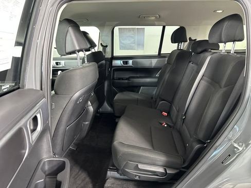 Used 2024 Hyundai Santa Fe SE image 25