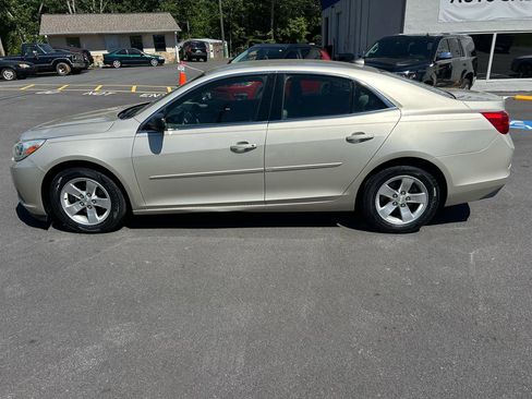 Used 2014 Chevrolet Malibu LS w/ Protection Package FWD image 2