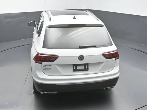 Used 2020 Volkswagen Tiguan SE FWD image 48