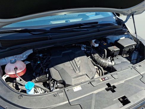 Used 2025 Kia Carnival SX Prestige FWD image 25