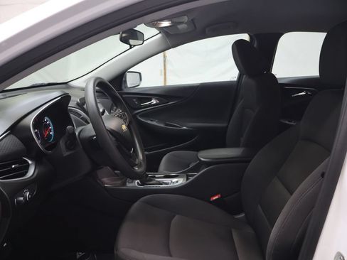 Used 2024 Chevrolet Malibu LS FWD image 16