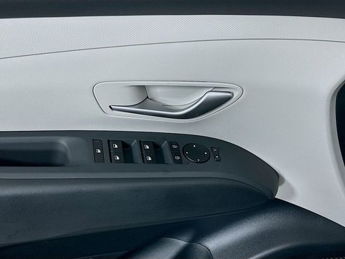 New 2026 Hyundai Tucson SEL image 19