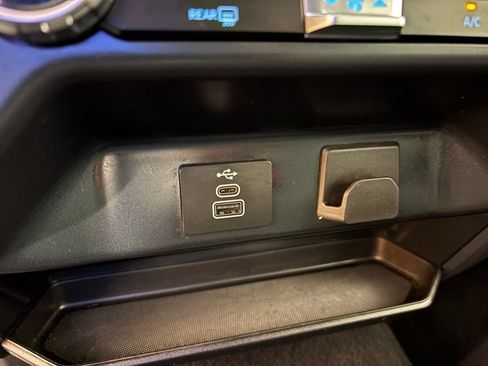 Used 2025 Ford F150 XLT w/ Equipment Group 301A Standard RWD image 28