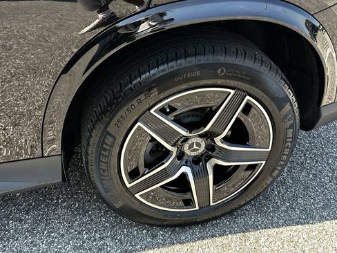 Certified 2026 Mercedes-Benz GLC 300 image 23