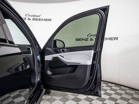 Used 2023 BMW X5 sDrive40i w/ M Sport Package image 20