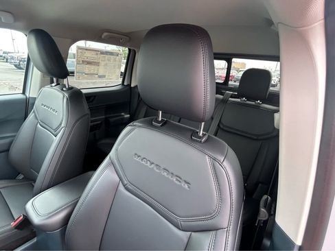 New 2026 Ford Maverick Lariat w/ Black Appearance Package AWD/4WD image 15
