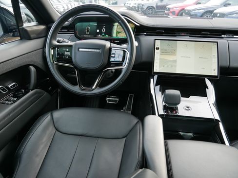 Used 2025 Land Rover Range Rover Sport Dynamic SE image 20