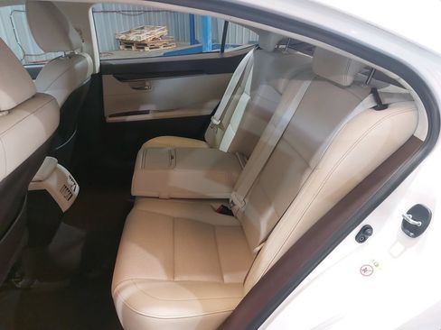Used 2016 Lexus ES 350 w/ Premium Package w/Wood Trim FWD image 15